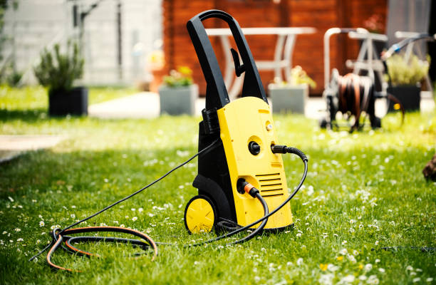 Best Sidewalk and Walkway Cleaning  in Teays Valley, WV
